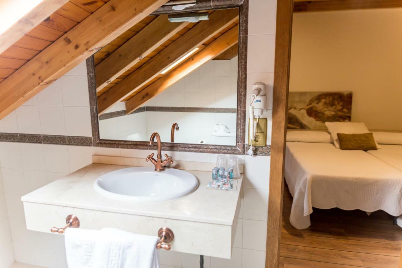 Hotel Ambasmestas Extérieur photo